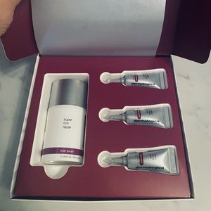 Dermalogica Holiday Set. Super Rich Repair 1.7 oz and 3 Rapid Reveal Peels.